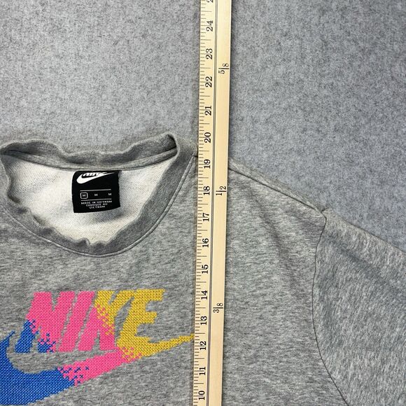 Nike Crop Crewneck Women’s Medium Gray Multicolor Embroidered Swoosh BV2800-063 - Picture 8 of 9